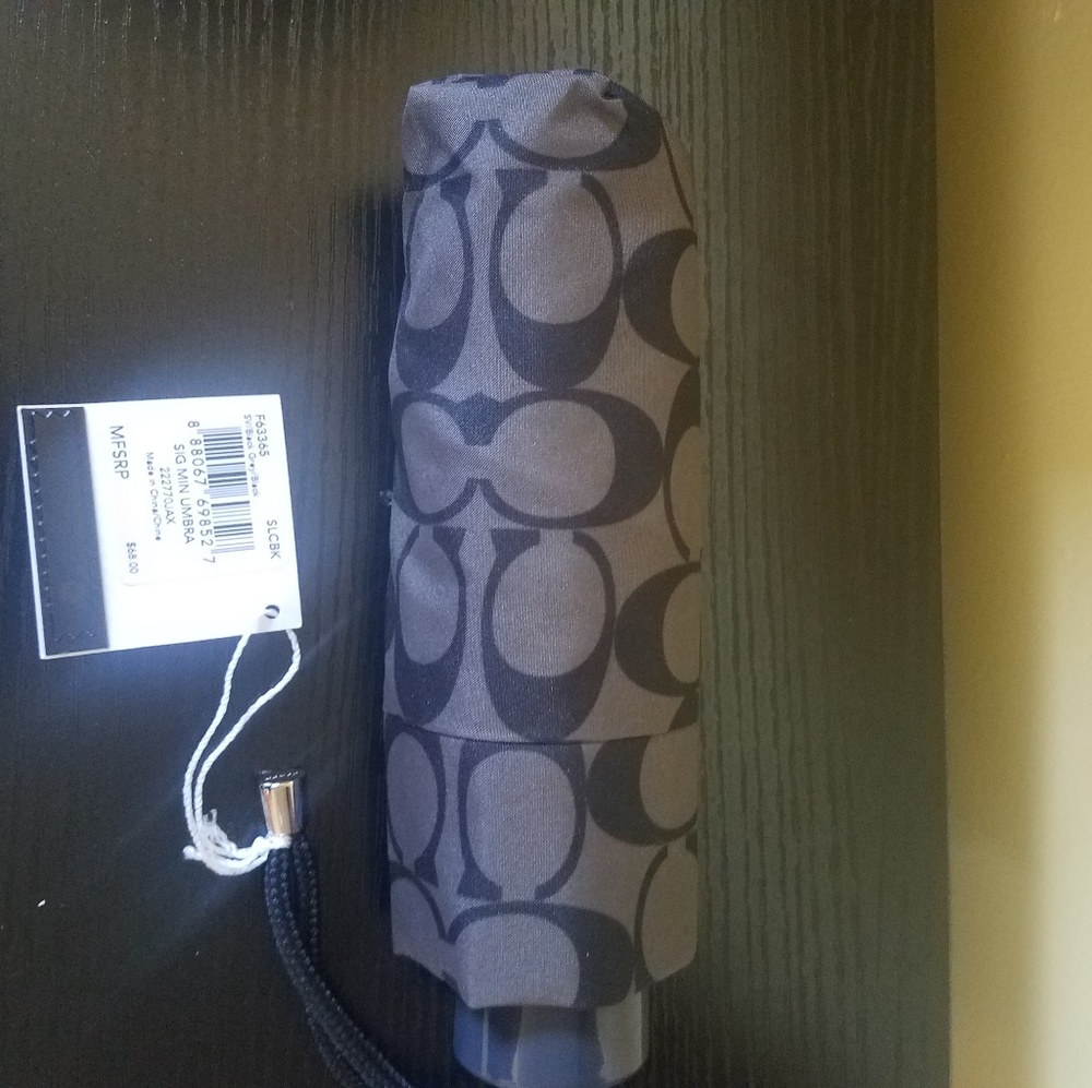Nwt Coach purse size umbrella